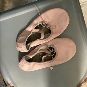 Stelle Girl’s ballet shoes
